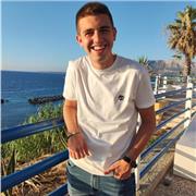 Diplomato al Liceo Scientifico, laureato in Economia Aziendale e attuale studente di Finanza offro ripetizioni di matematica per elementari,medie e superiori